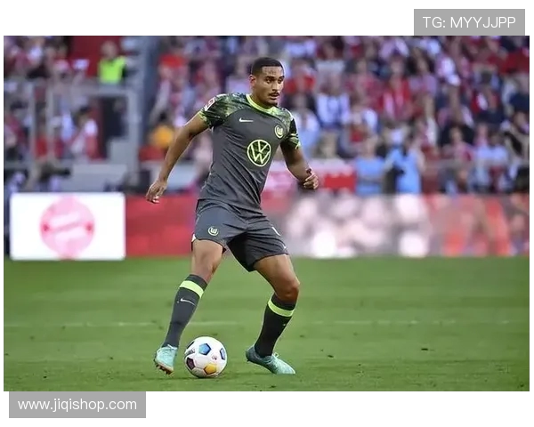 点球大战第八轮决胜时刻萨利巴命中拉克鲁瓦失手改写结局足球赛场