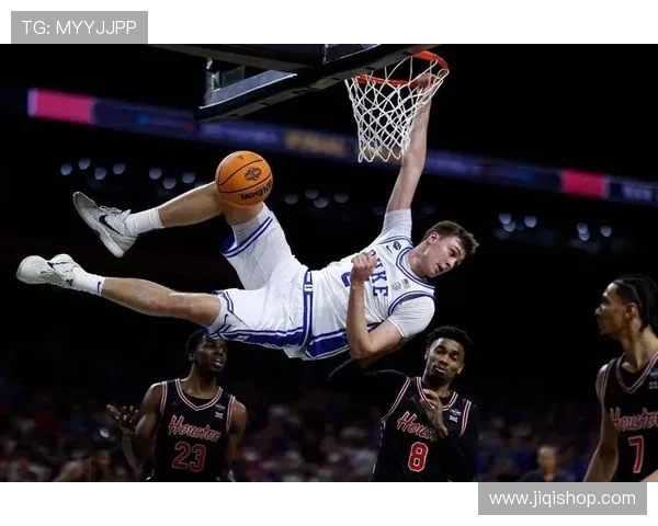 以弗拉格第三节6分4板6助攻发力，前三节轰下20分9板7助攻统治赛场